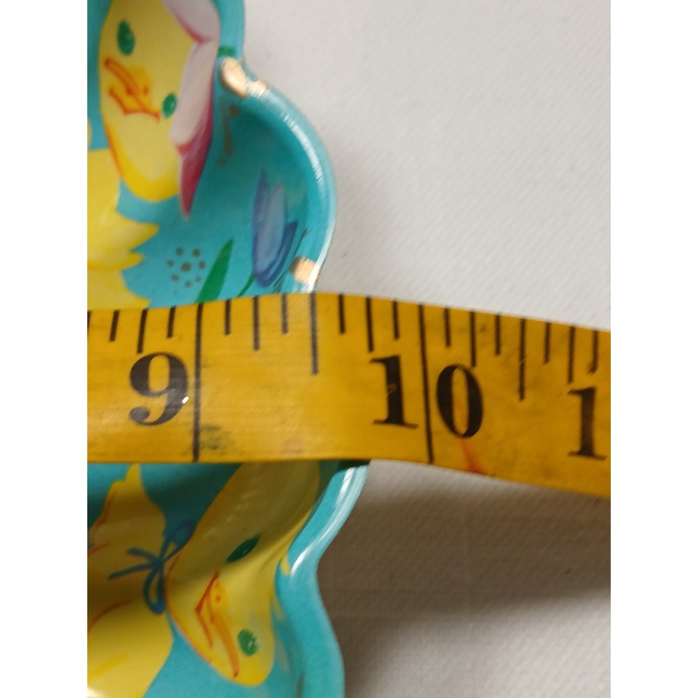 Vintage 1970s Easter Bunny Eggs Chicks Plastic Serving Bowl Scalloped Edges 10" - Picture 6 of 6